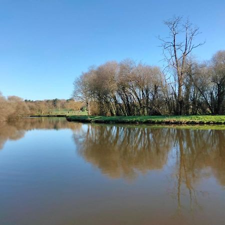 Hebergement Canal Val D'Oust ภายนอก รูปภาพ